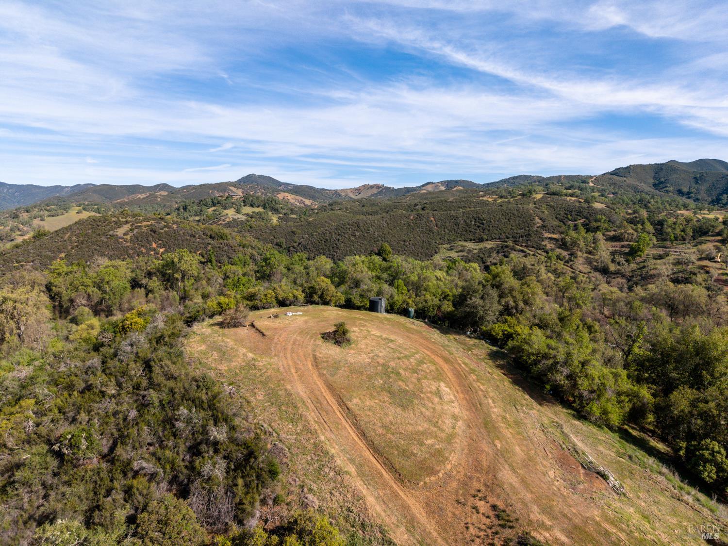 Detail Gallery Image 5 of 11 For 5250 Scotts Valley Rd, Lakeport,  CA 95453 - – Beds | – Baths