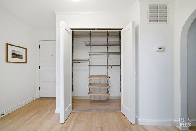 Detail Gallery Image 8 of 50 For 10 Catalpa Ave #7,  Mill Valley,  CA 94941 - 2 Beds | 1 Baths