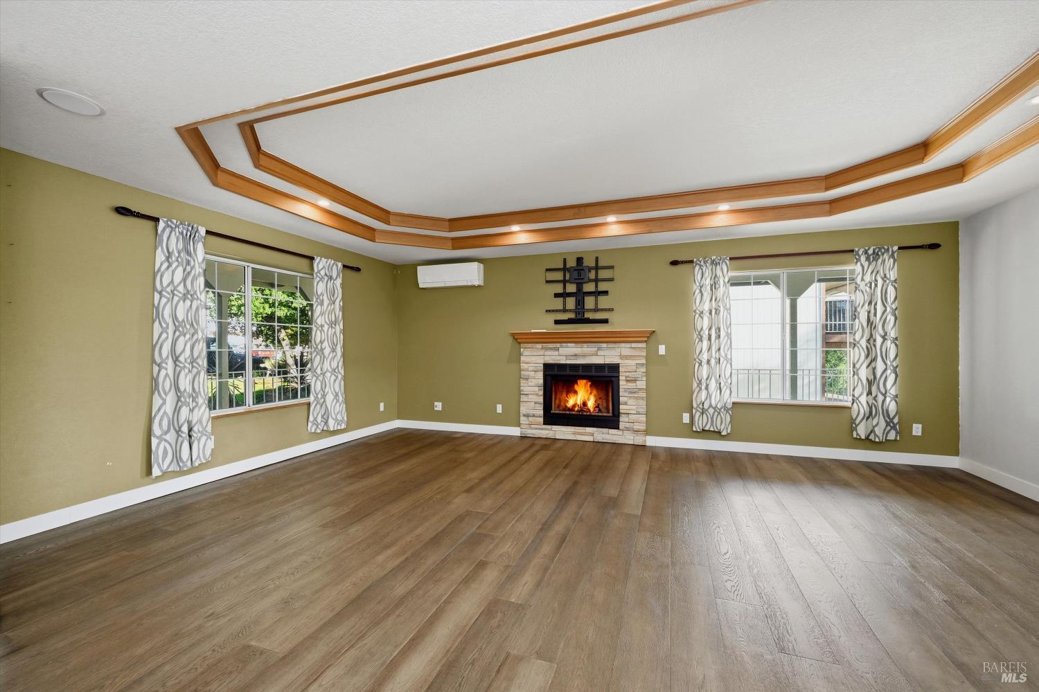 Detail Gallery Image 6 of 40 For 18669 Deer Hill Rd, Hidden Valley Lake,  CA 95467 - 3 Beds | 2 Baths