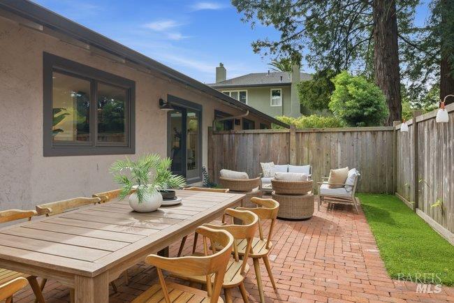 Detail Gallery Image 37 of 50 For 10 Catalpa Ave #7,  Mill Valley,  CA 94941 - 2 Beds | 1 Baths