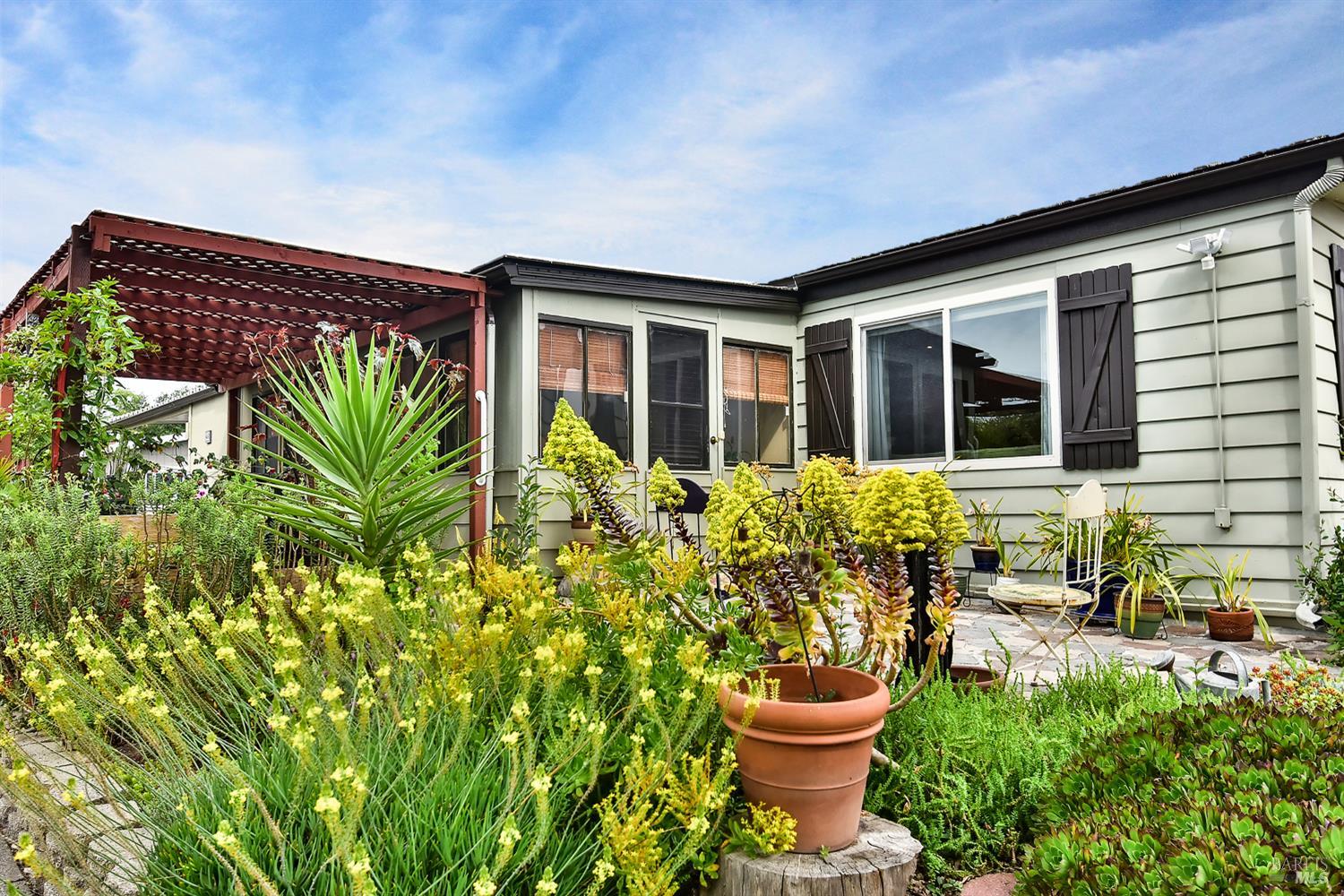 Detail Gallery Image 2 of 39 For 41 Cuernavaca Dr, Sonoma,  CA 95476 - 2 Beds | 2 Baths