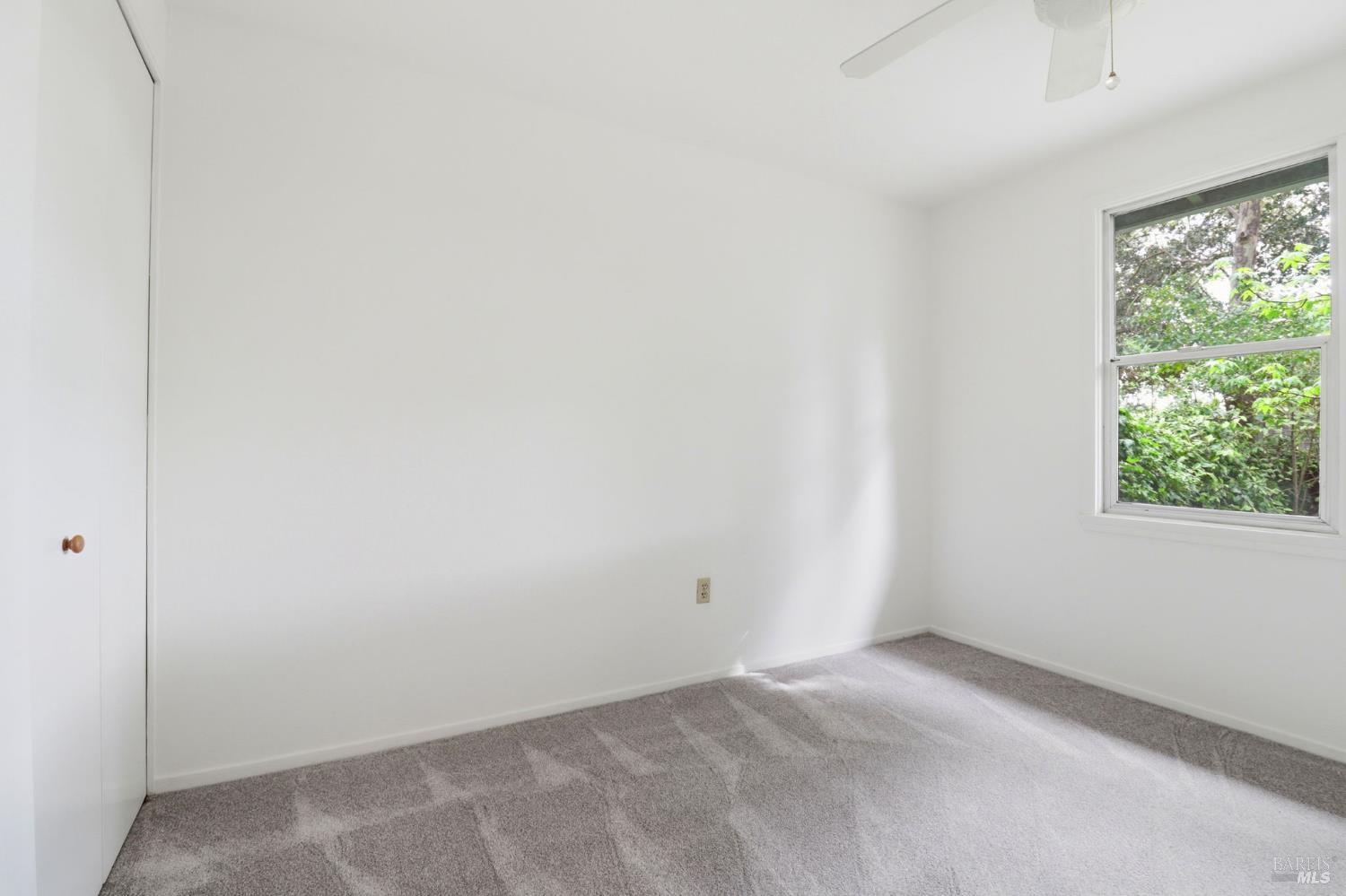 Detail Gallery Image 14 of 27 For 88 Martin Dr, Novato,  CA 94949 - 2 Beds | 1 Baths