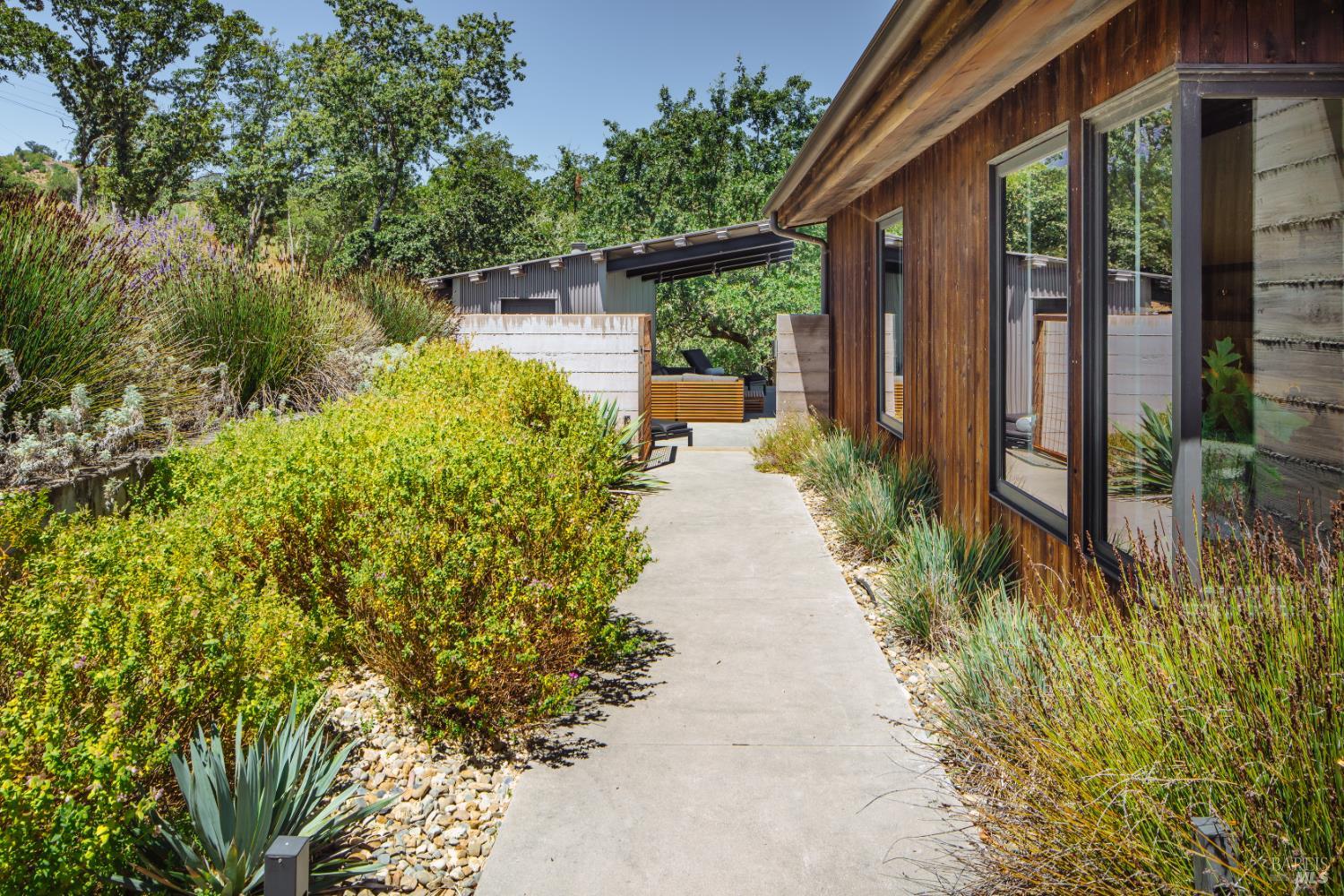 Detail Gallery Image 65 of 74 For 4125 Wallace Rd, Santa Rosa,  CA 95404 - 3 Beds | 4/1 Baths