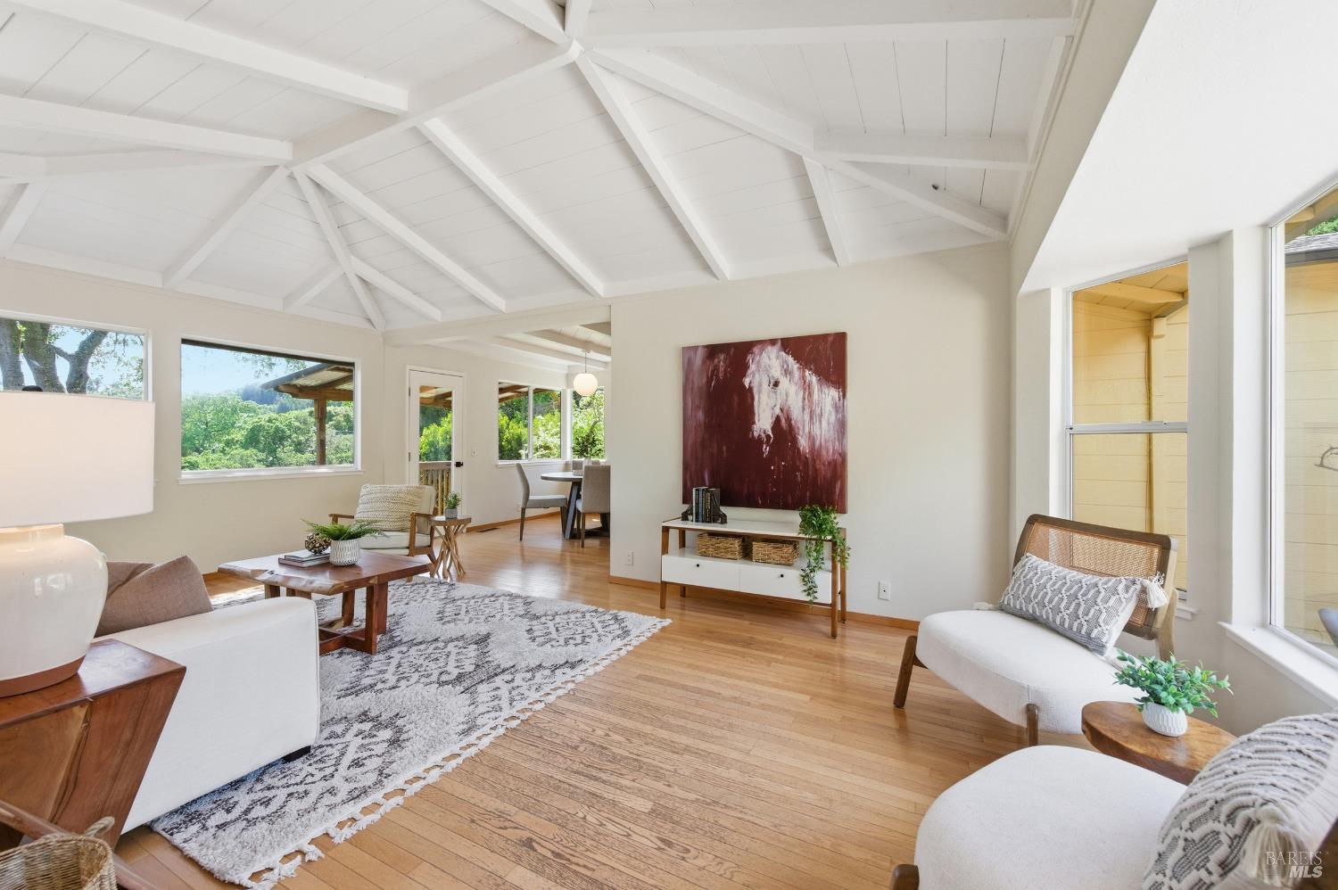 Detail Gallery Image 15 of 59 For 178 Reservoir Rd, San Rafael,  CA 94901 - 4 Beds | 3 Baths