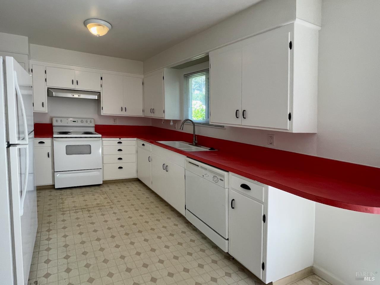 Detail Gallery Image 24 of 33 For 1690 Beaver St, Santa Rosa,  CA 95404 - – Beds | – Baths