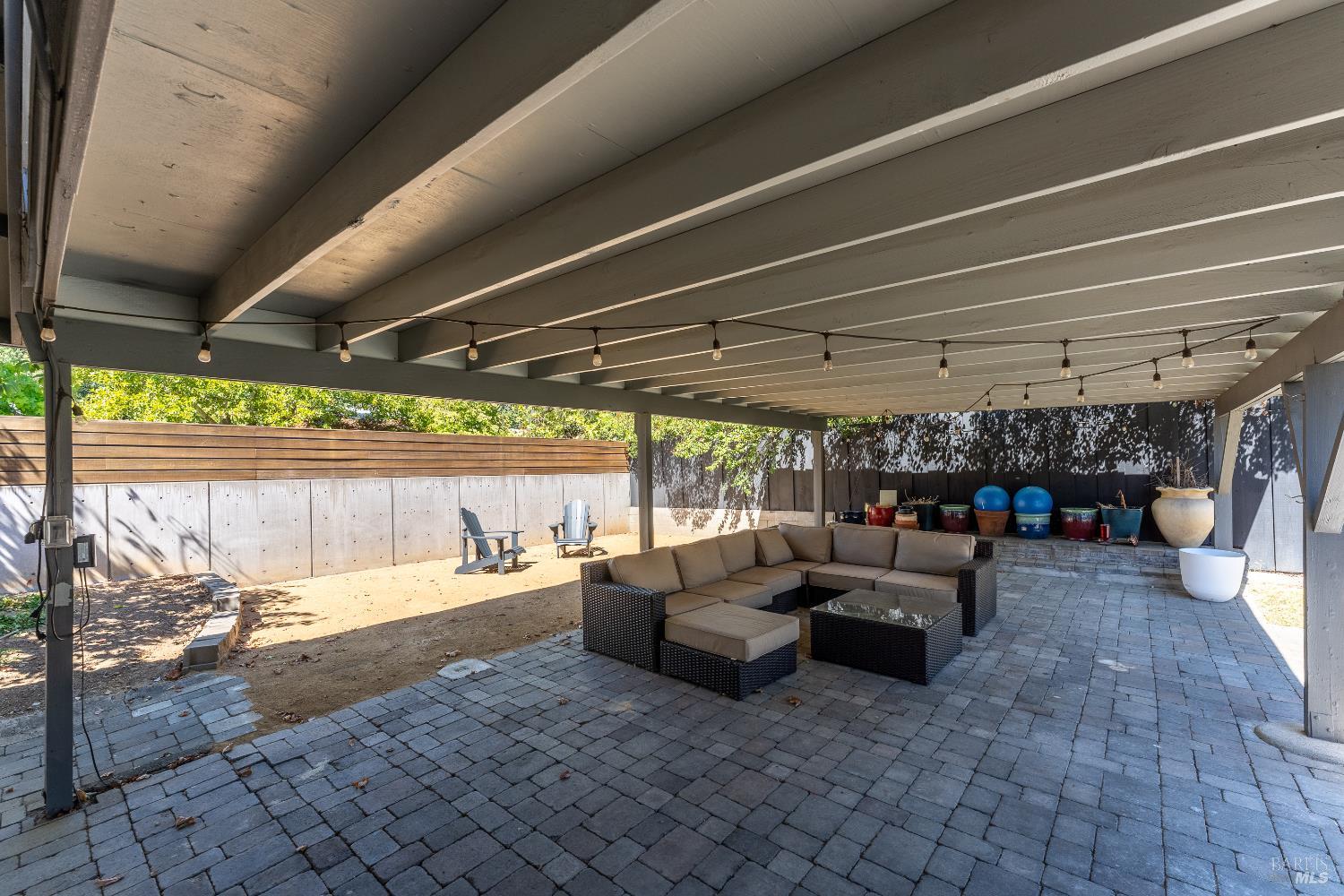 Detail Gallery Image 8 of 40 For 788 Walnut Ave, Ukiah,  CA 95482 - 3 Beds | 3/2 Baths