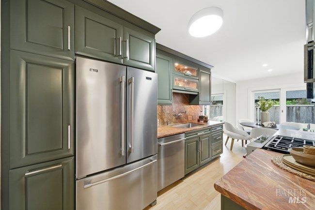 Detail Gallery Image 20 of 50 For 10 Catalpa Ave #7,  Mill Valley,  CA 94941 - 2 Beds | 1 Baths