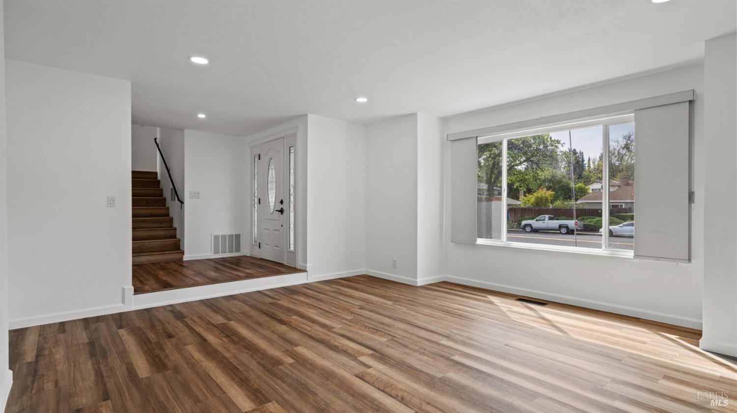 Detail Gallery Image 11 of 54 For 287 N Alamo Dr, Vacaville,  CA 95688 - 4 Beds | 2/1 Baths