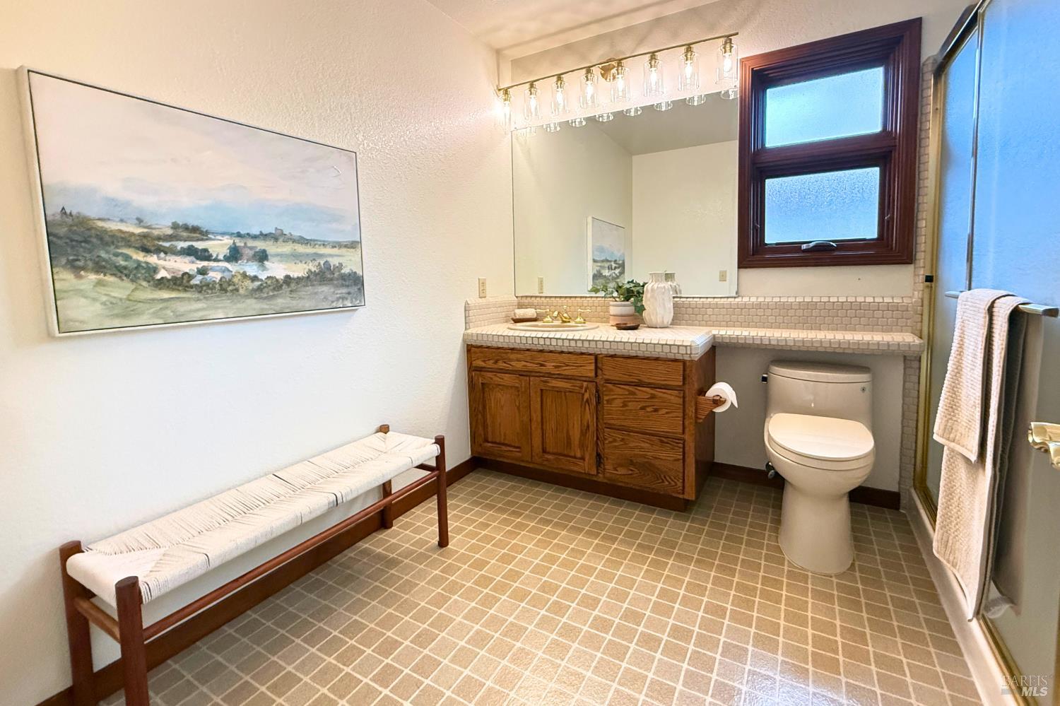 Detail Gallery Image 10 of 15 For 665 4th St, Sonoma,  CA 95476 - 3 Beds | 2 Baths