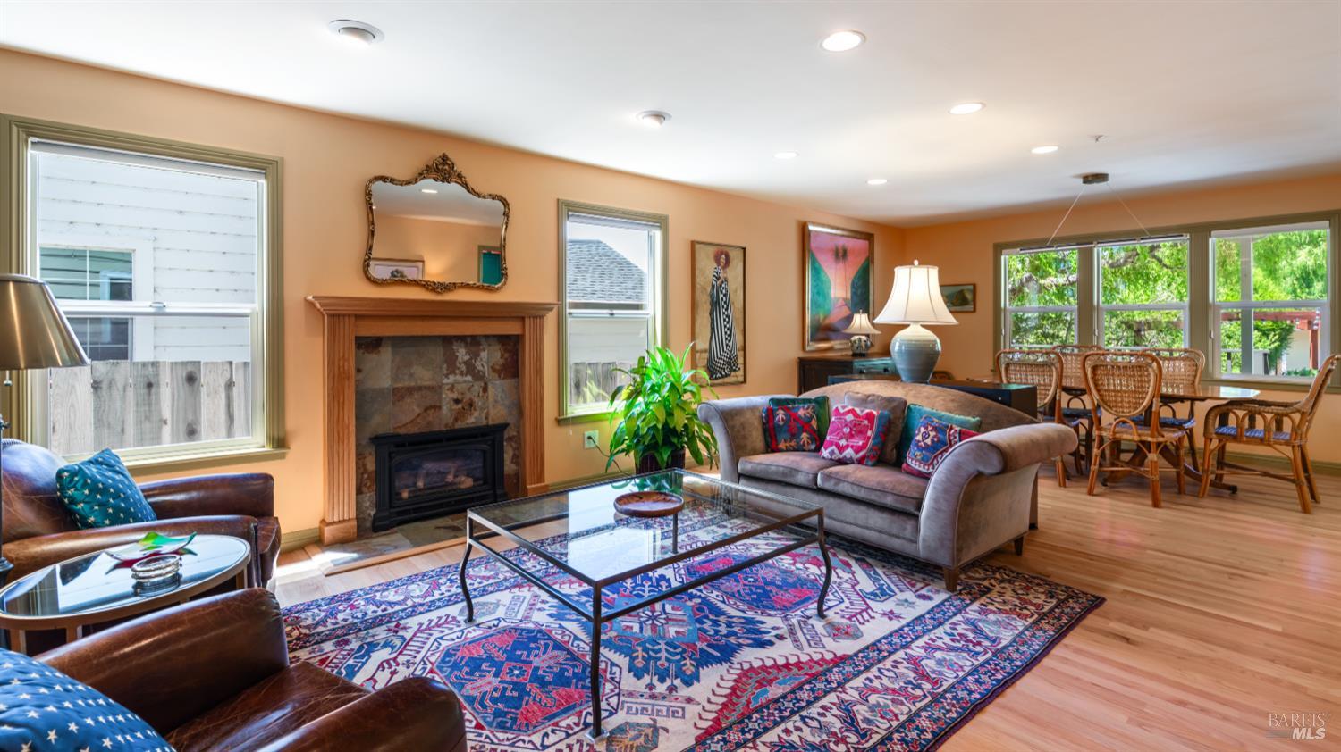 Detail Gallery Image 5 of 39 For 27345 State Route 1 Unkn, Tomales,  CA 94971 - 3 Beds | 2/1 Baths