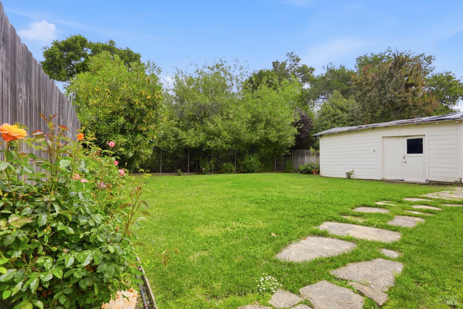 Detail Gallery Image 28 of 29 For 2166 5th Ave, San Rafael,  CA 94901 - 3 Beds | 1 Baths