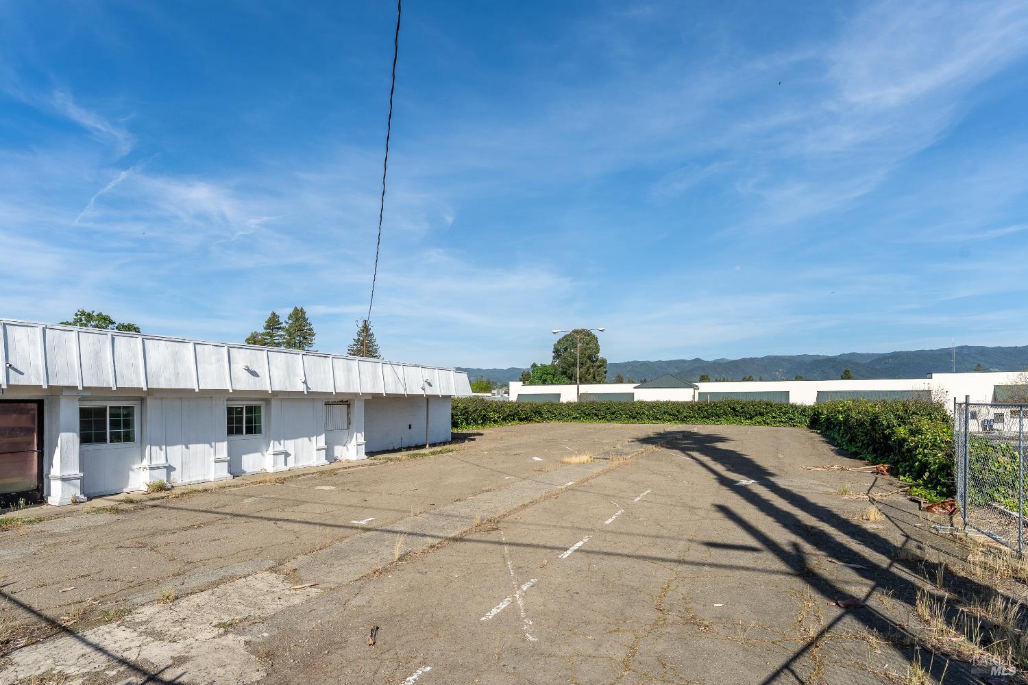 Detail Gallery Image 10 of 14 For 735 S State St, Ukiah,  CA 95482 - – Beds | – Baths