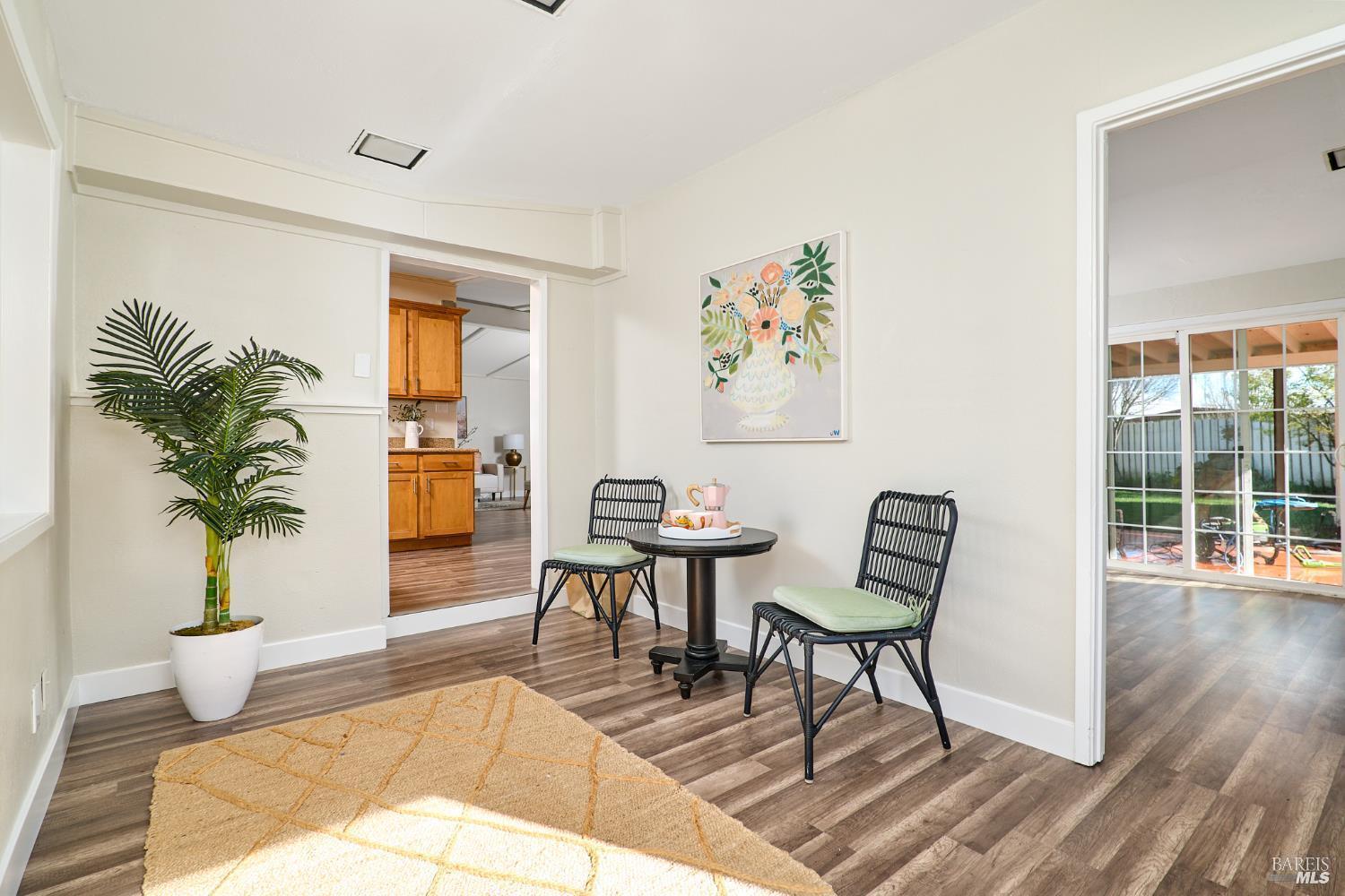 Detail Gallery Image 2 of 8 For 1745 Utah St, Fairfield,  CA 94533 - 4 Beds | 1/1 Baths