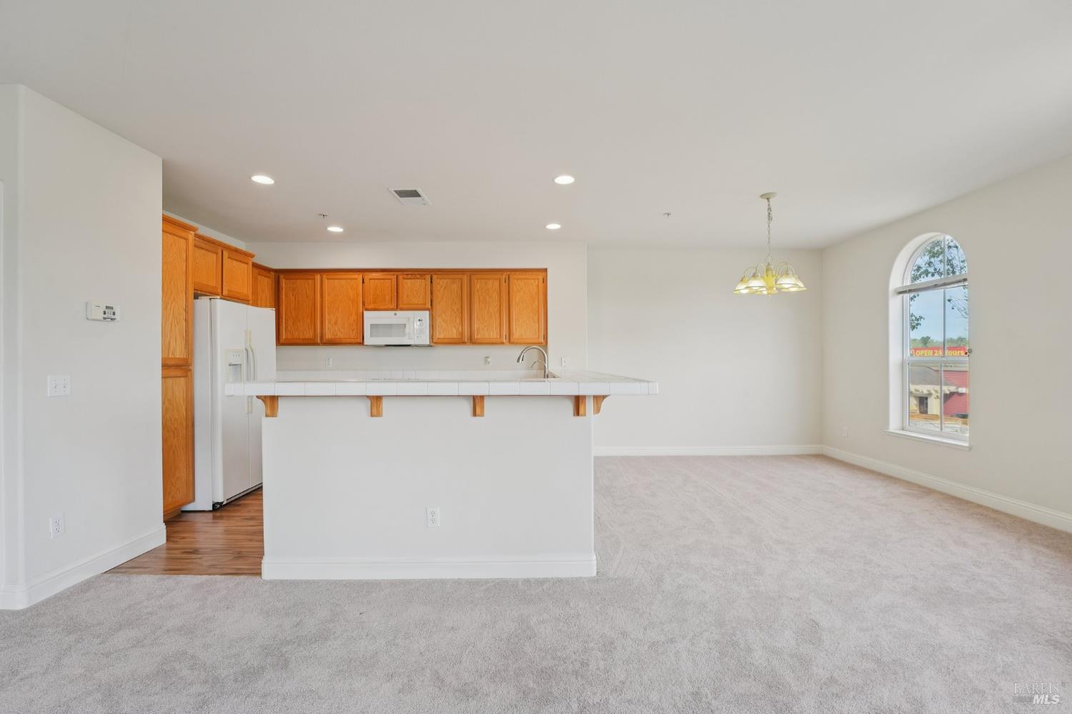 Detail Gallery Image 10 of 45 For 43 Johnson St, Windsor,  CA 95492 - 3 Beds | 2/1 Baths