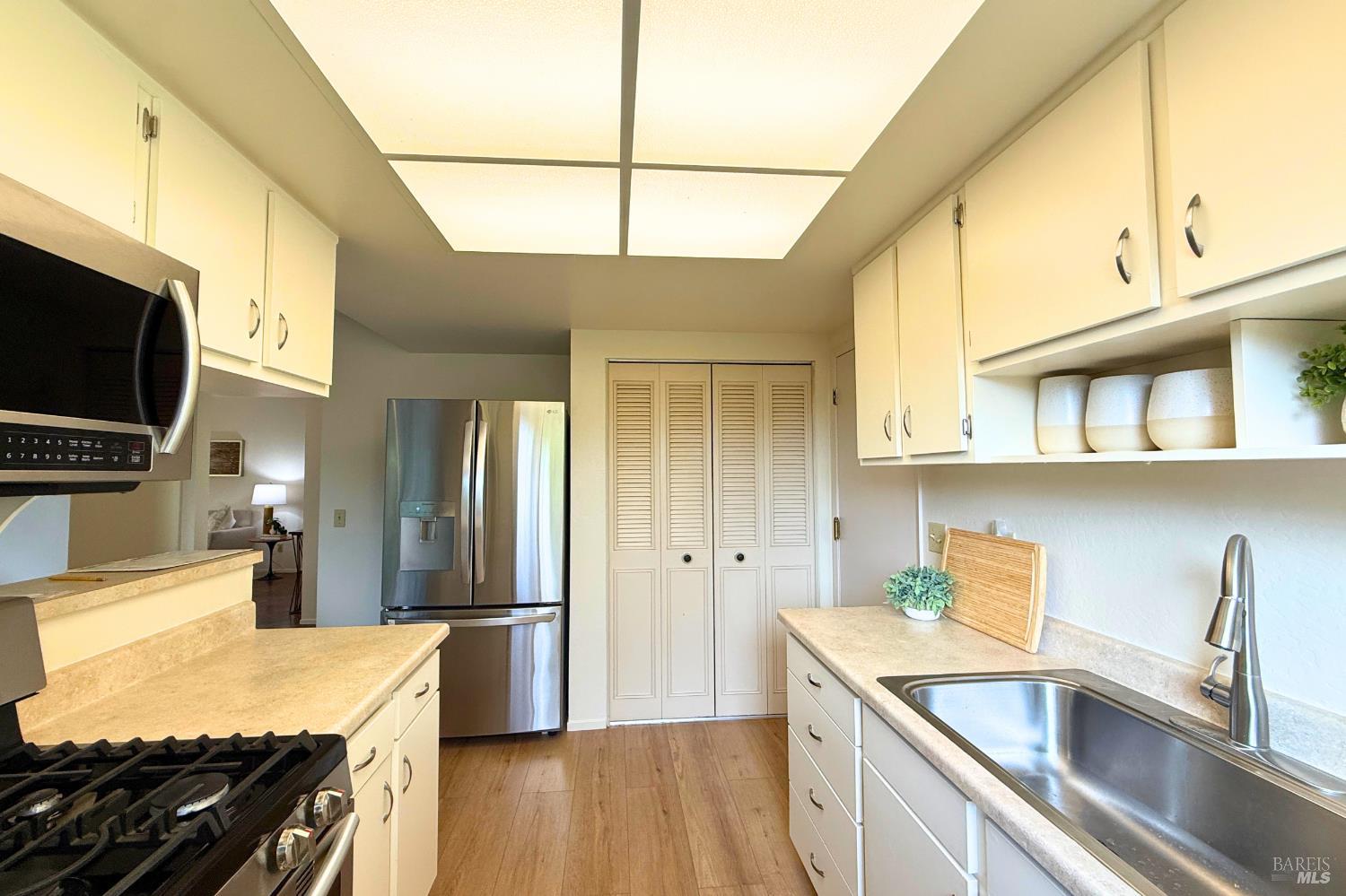 Detail Gallery Image 11 of 29 For 20714 Temelec Dr, Sonoma,  CA 95476 - 2 Beds | 2 Baths