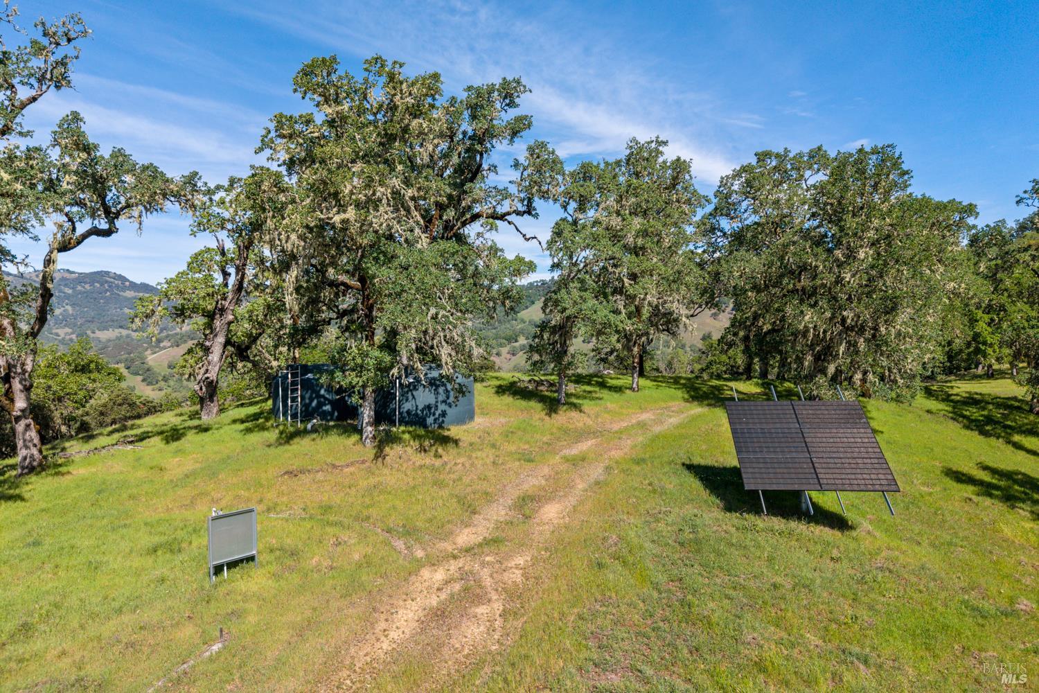 Detail Gallery Image 34 of 48 For 2800 Feliz Creek Rd, Hopland,  CA 95449 - – Beds | – Baths