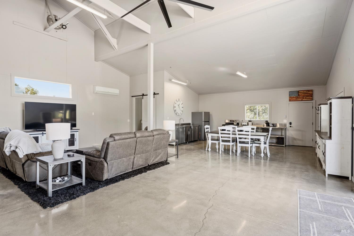 Detail Gallery Image 9 of 48 For 2800 Feliz Creek Rd, Hopland,  CA 95449 - – Beds | – Baths