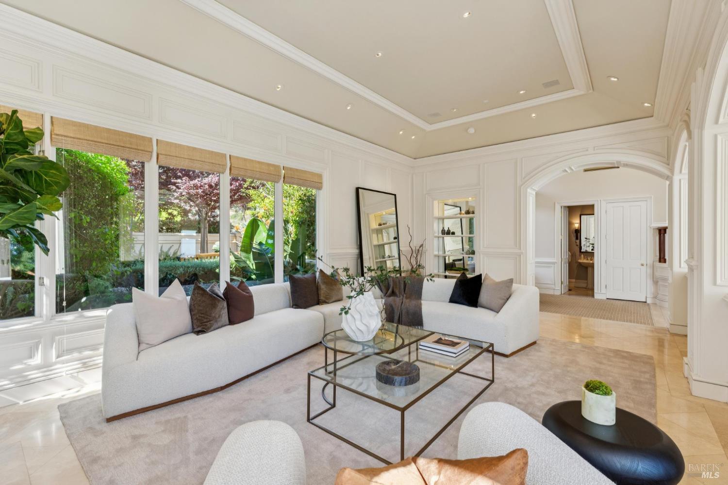 Detail Gallery Image 46 of 96 For 44 Marin Bay Park Ct, San Rafael,  CA 94901 - 5 Beds | 5/1 Baths