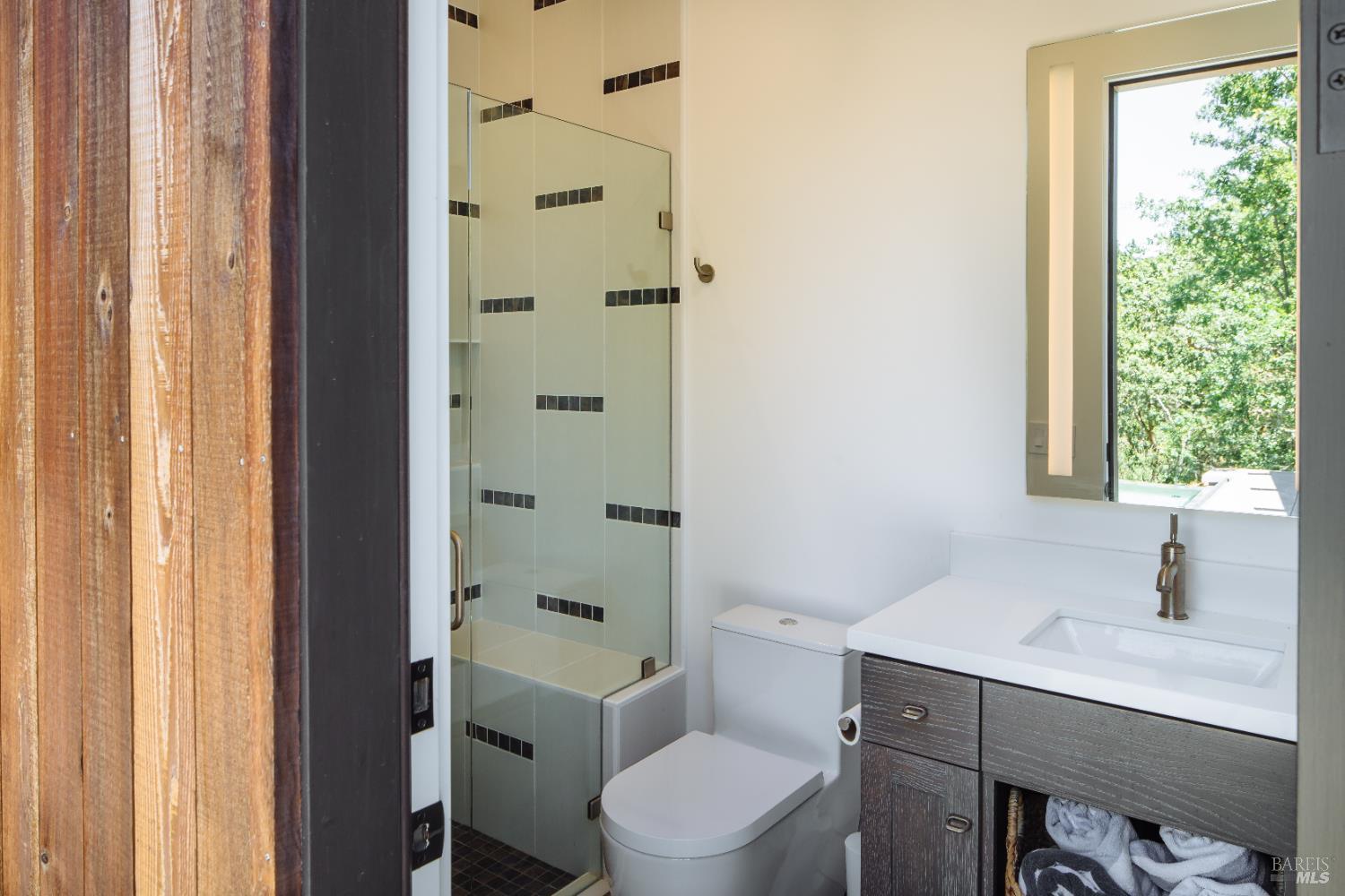 Detail Gallery Image 34 of 74 For 4125 Wallace Rd, Santa Rosa,  CA 95404 - 3 Beds | 4/1 Baths