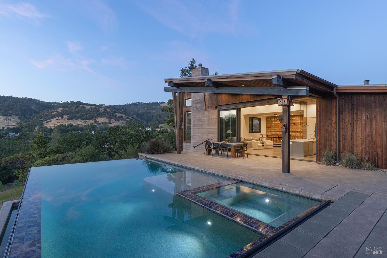 Front Image Thumbnail for BA326026519