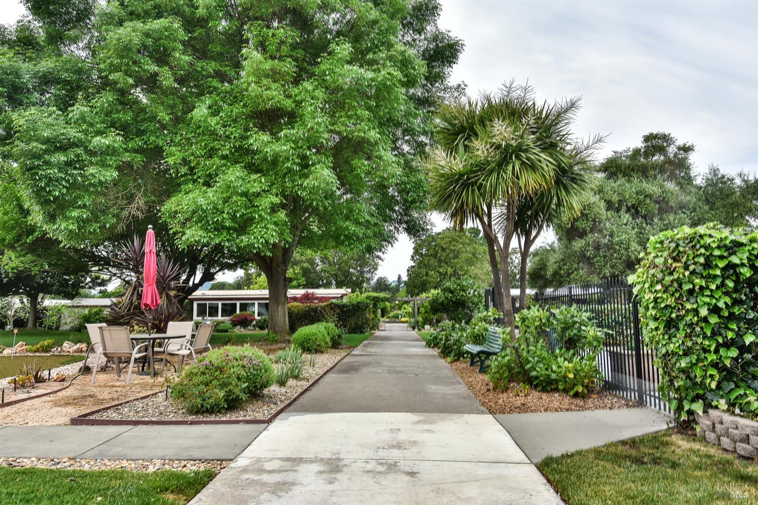 Detail Gallery Image 38 of 39 For 41 Cuernavaca Dr, Sonoma,  CA 95476 - 2 Beds | 2 Baths