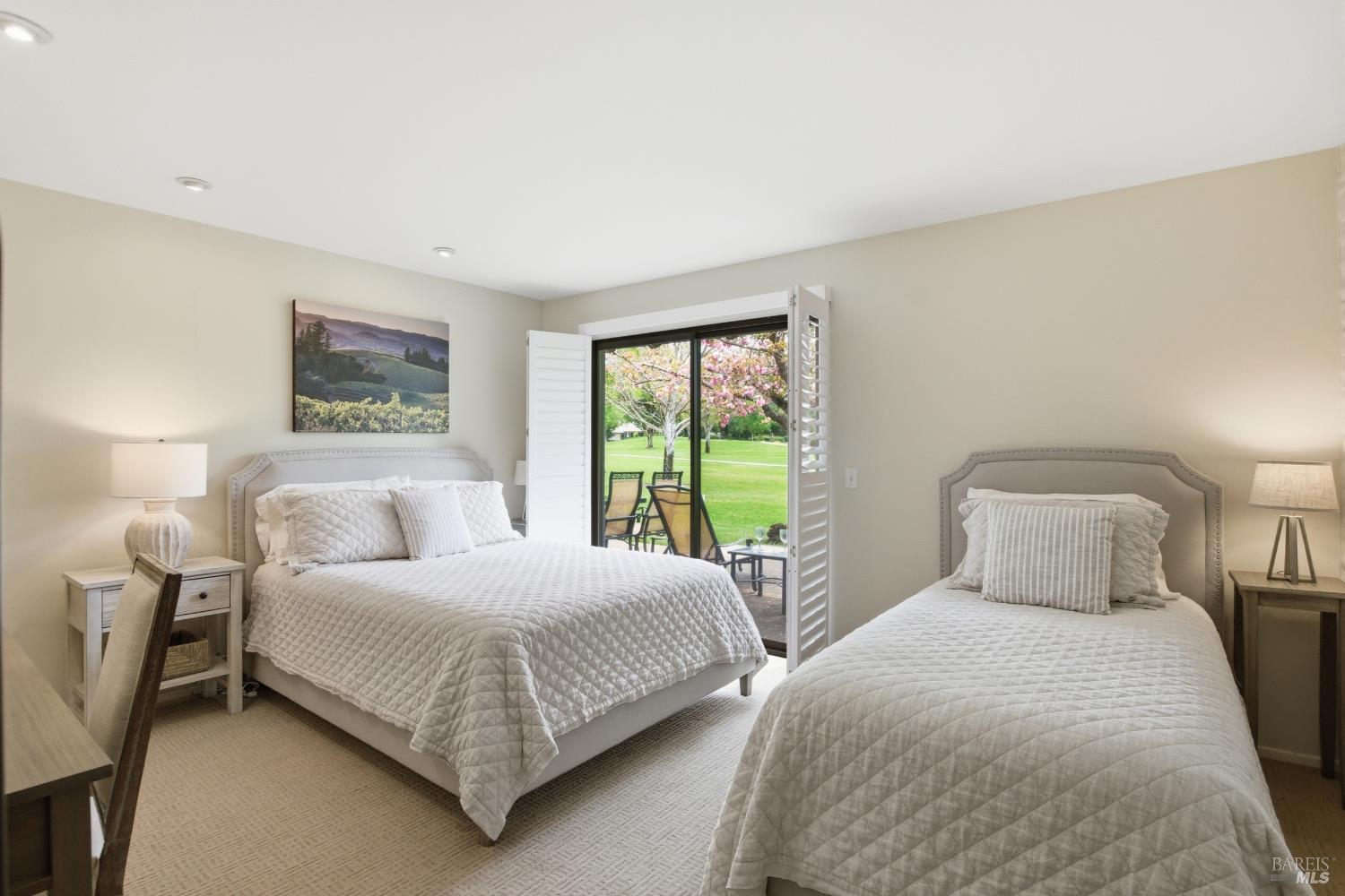 Detail Gallery Image 19 of 49 For 13 Fairways Dr, Napa,  CA 94558 - 2 Beds | 2 Baths