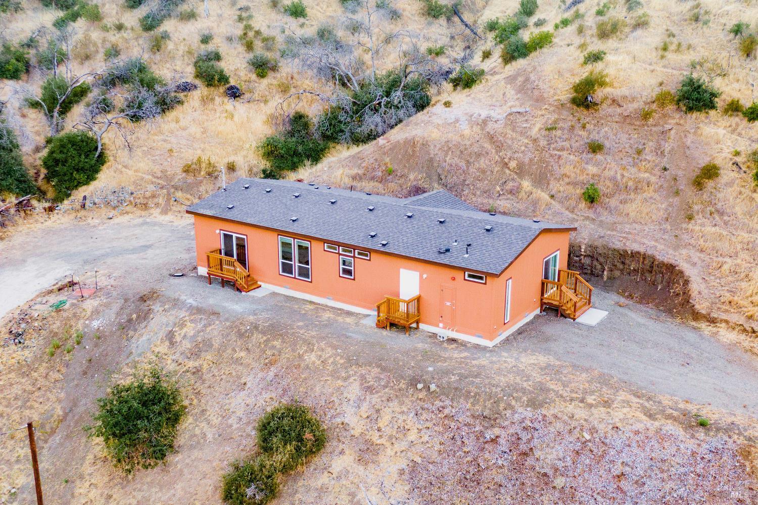 Detail Gallery Image 2 of 34 For 4101 Berryessa Knoxville Rd, Napa,  CA 94558 - 3 Beds | 2 Baths