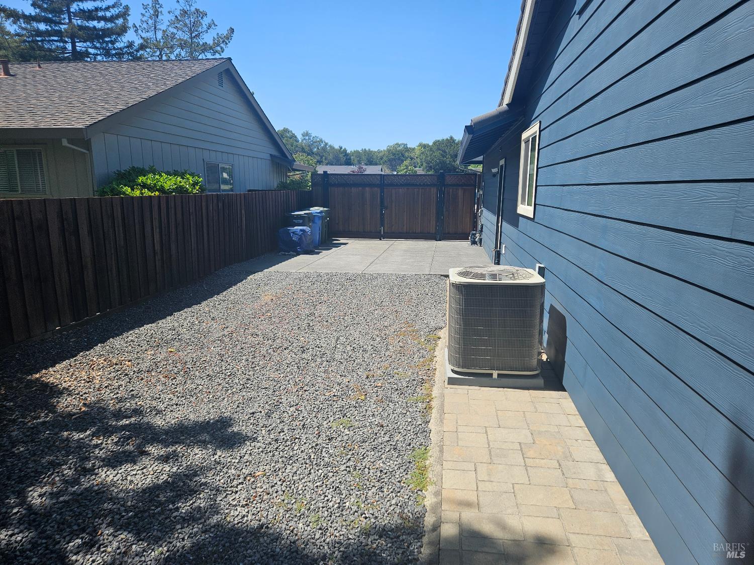 Detail Gallery Image 9 of 46 For 354 Wikiup Dr, Santa Rosa,  CA 95403 - 3 Beds | 2 Baths