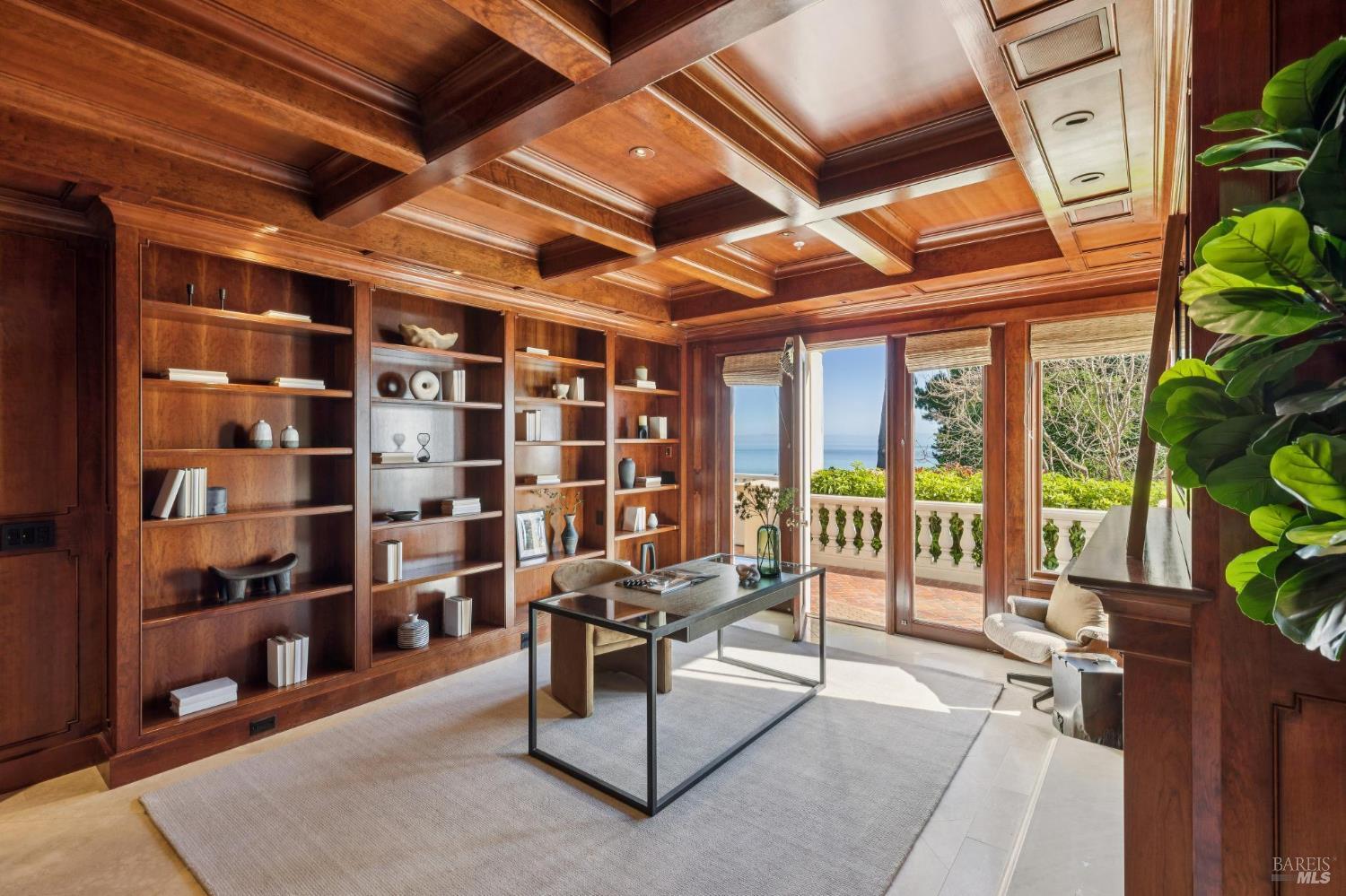 Detail Gallery Image 64 of 96 For 44 Marin Bay Park Ct, San Rafael,  CA 94901 - 5 Beds | 5/1 Baths