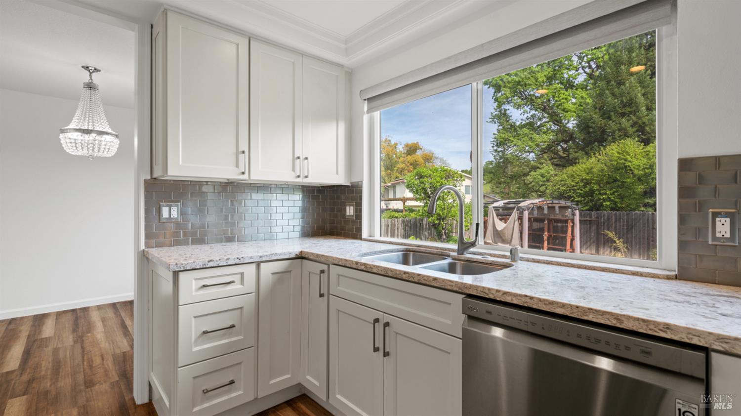 Detail Gallery Image 18 of 54 For 287 N Alamo Dr, Vacaville,  CA 95688 - 4 Beds | 2/1 Baths