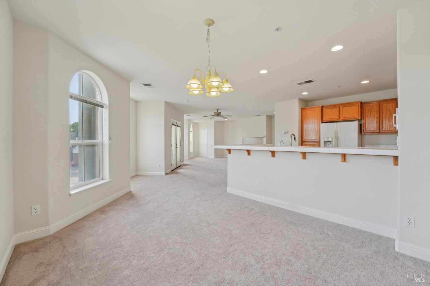 Front Image Thumbnail for BA326025082