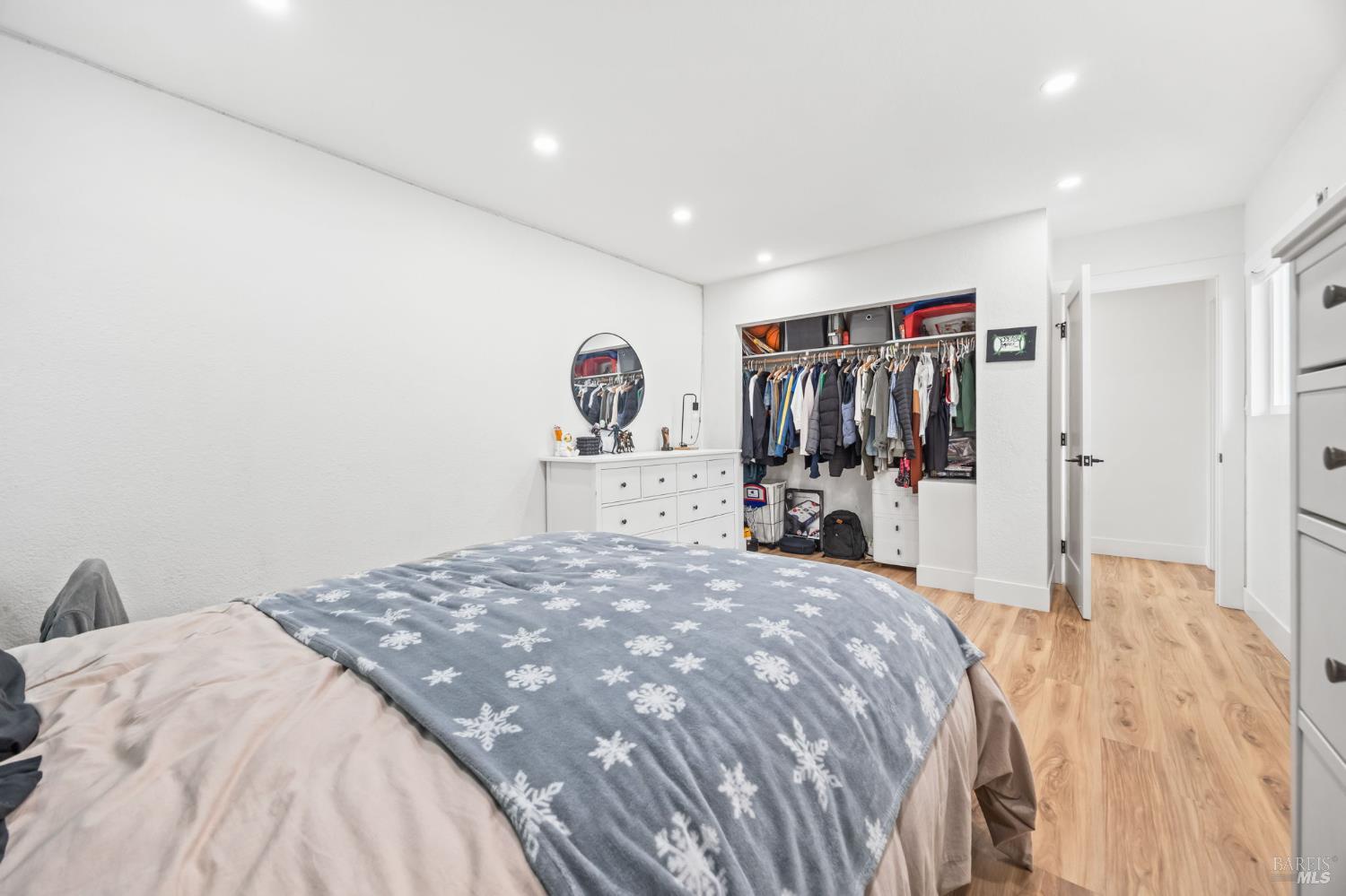 Detail Gallery Image 16 of 36 For 136 Renida St, Vallejo,  CA 94591 - 4 Beds | 3 Baths