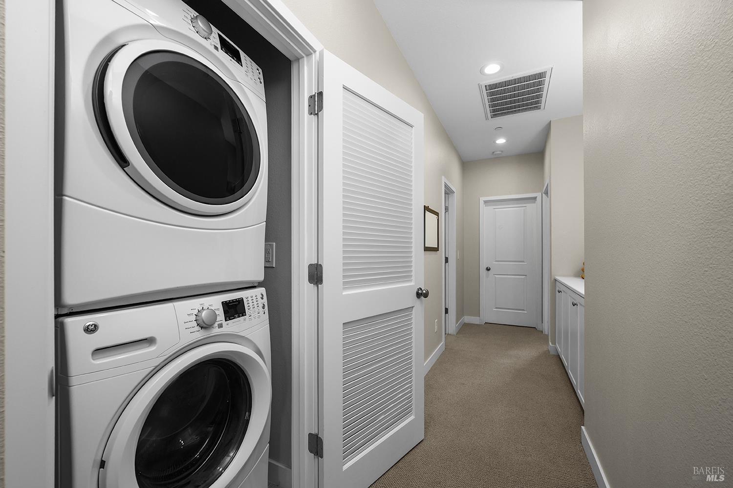 Detail Gallery Image 22 of 32 For 228 Johnson St, Windsor,  CA 95492 - 3 Beds | 2/2 Baths