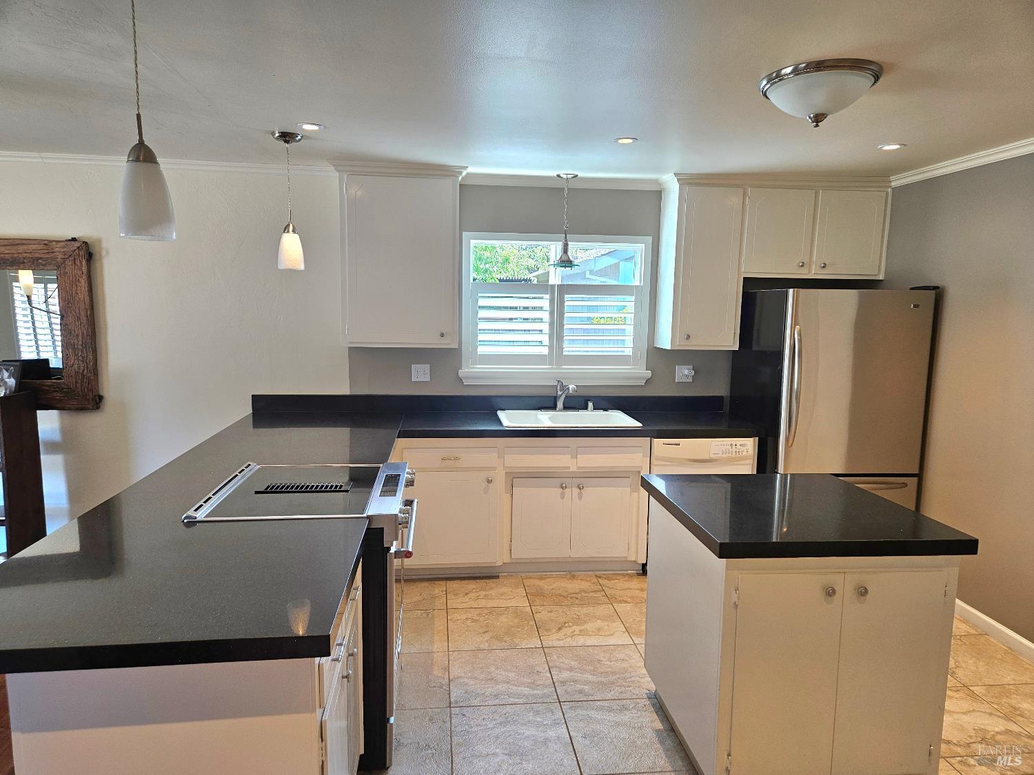 Detail Gallery Image 31 of 46 For 354 Wikiup Dr, Santa Rosa,  CA 95403 - 3 Beds | 2 Baths