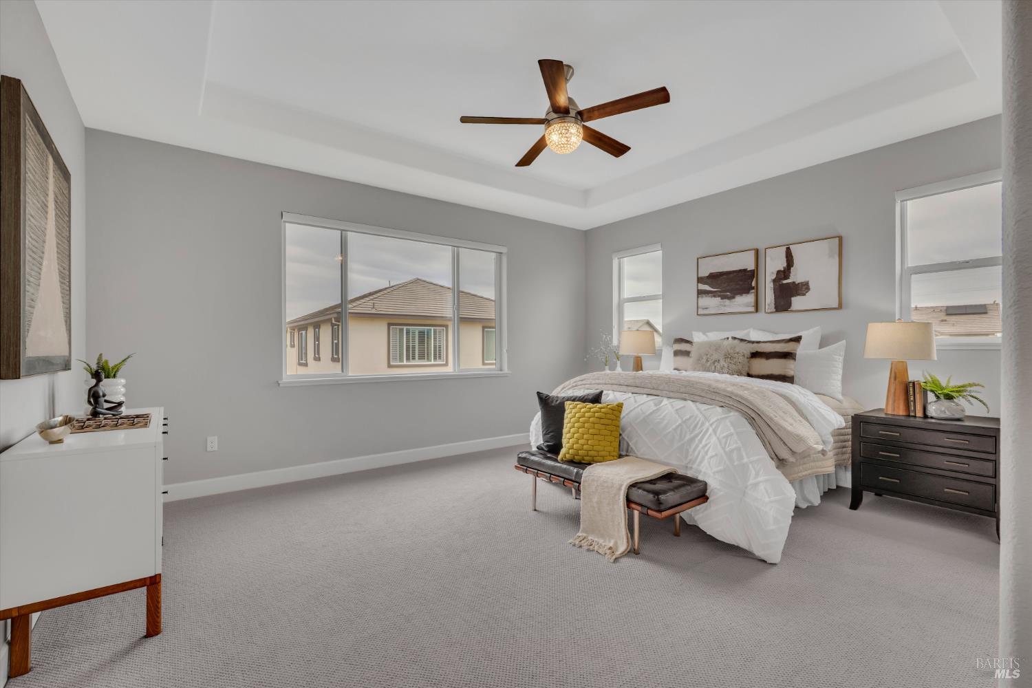 Detail Gallery Image 22 of 45 For 580 Kingbird Cir, Vacaville,  CA 95688 - 5 Beds | 4/1 Baths