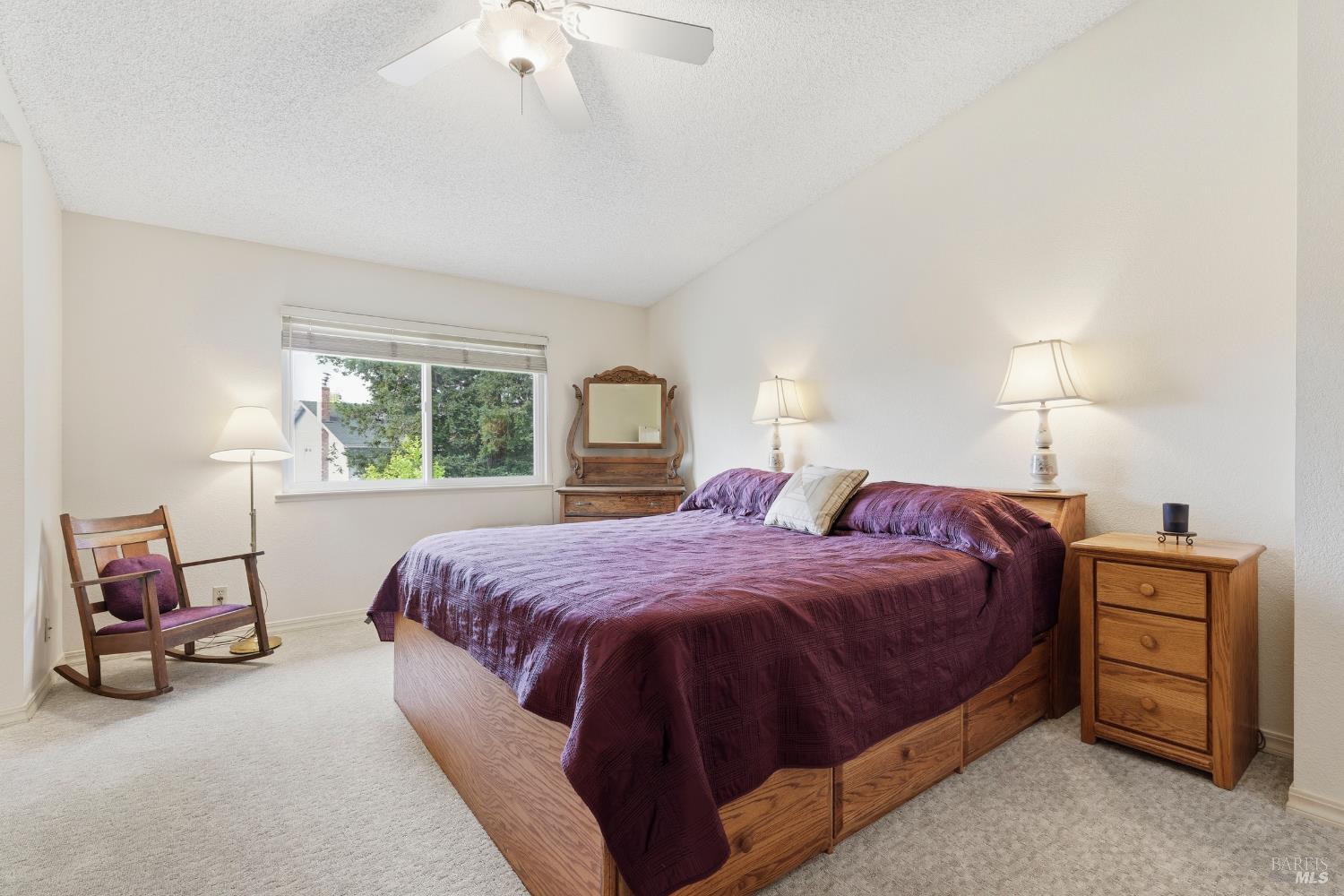 Detail Gallery Image 18 of 39 For 29 Caulfield Ct, Petaluma,  CA 94954 - 4 Beds | 3 Baths