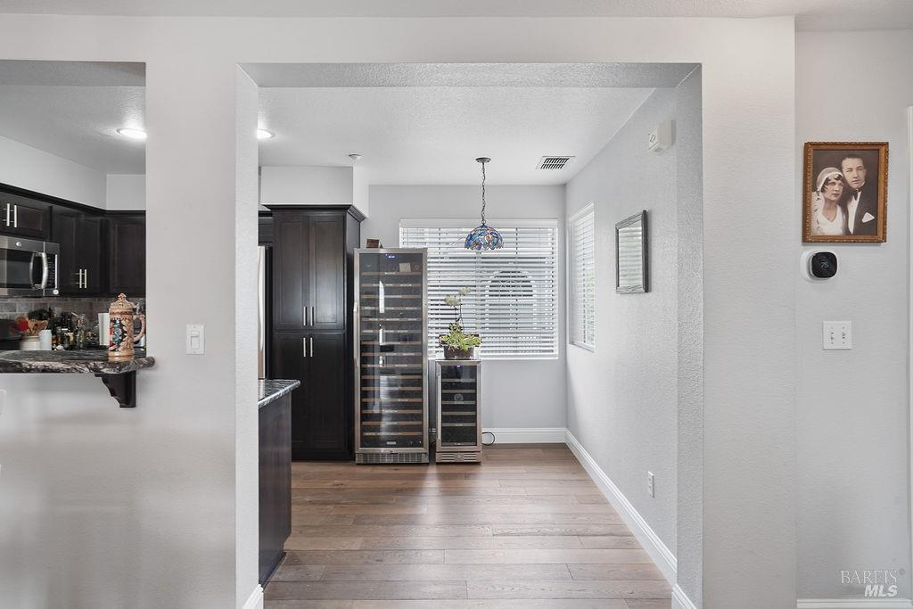 Detail Gallery Image 11 of 43 For 440 E E St, Benicia,  CA 94510 - 2 Beds | 2/1 Baths