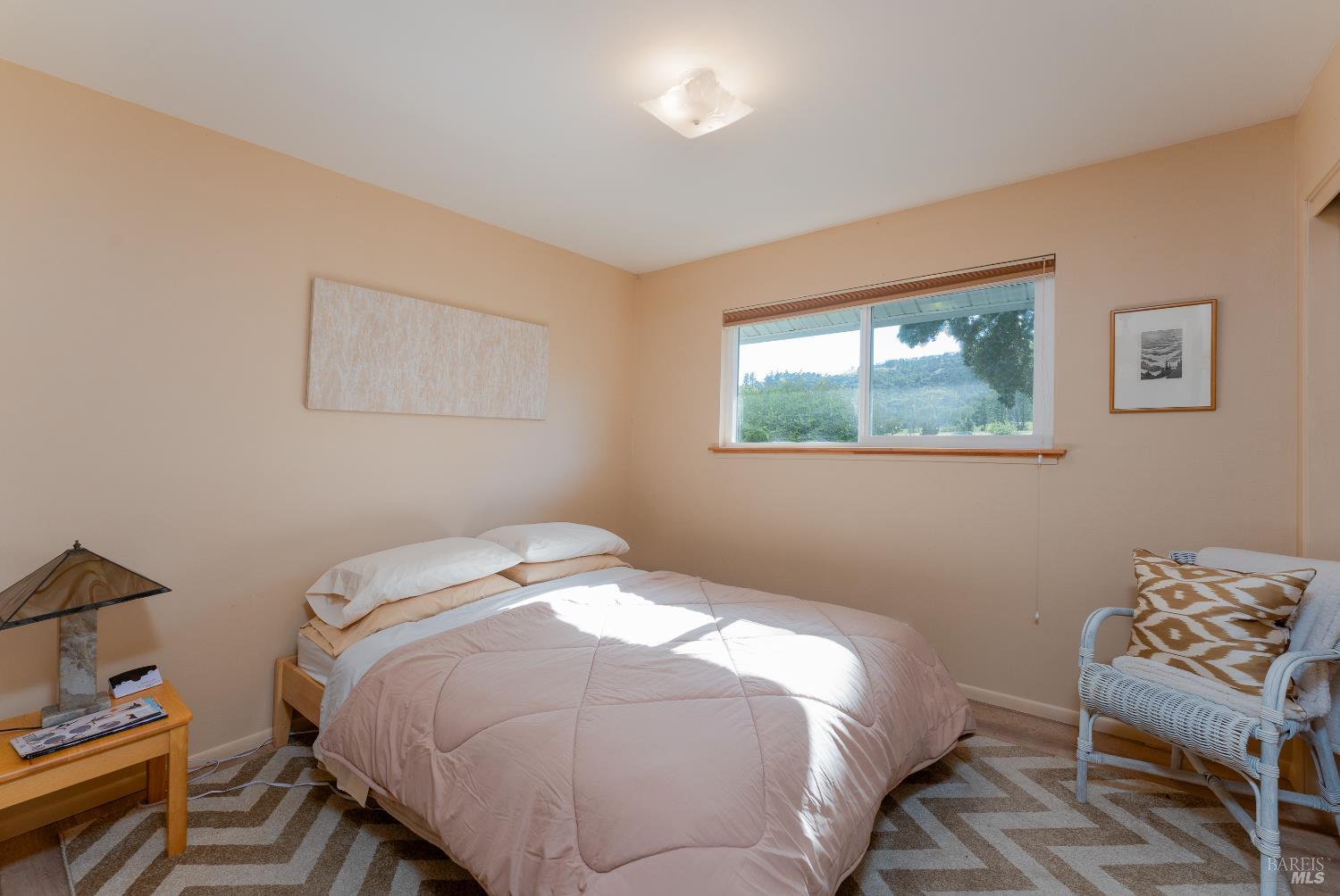 Detail Gallery Image 18 of 41 For 1961 Foothill Dr, Redwood Valley,  CA 95470 - 4 Beds | 2/1 Baths