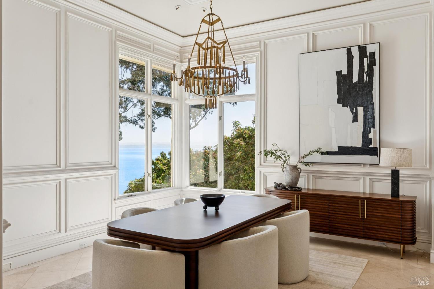 Detail Gallery Image 6 of 96 For 44 Marin Bay Park Ct, San Rafael,  CA 94901 - 5 Beds | 5/1 Baths