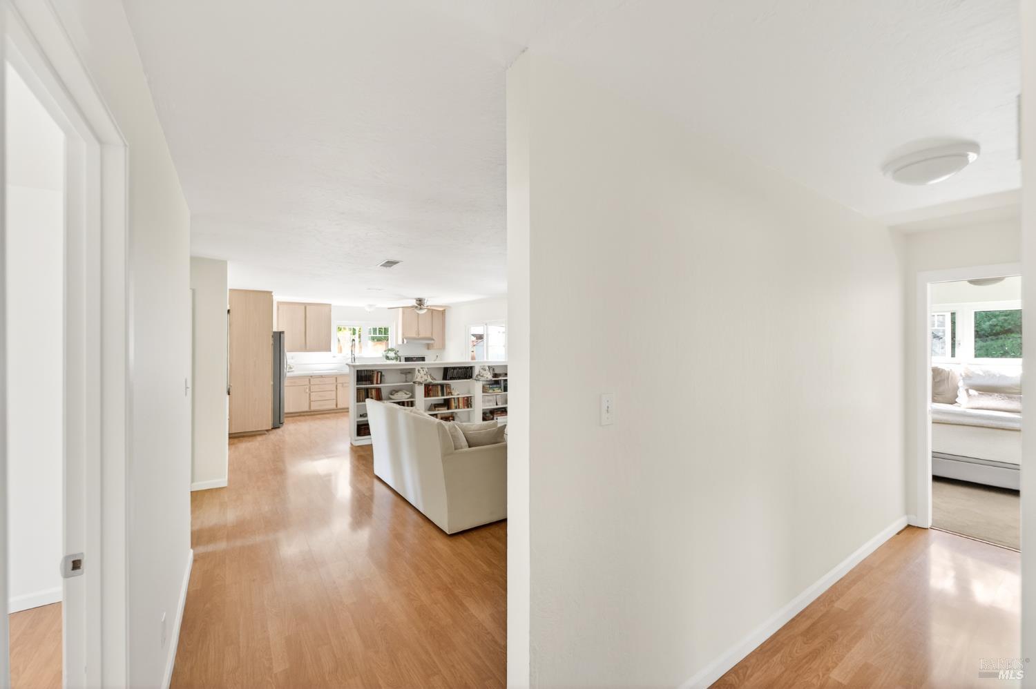 Detail Gallery Image 17 of 34 For 3541 Twin Oaks Dr, Napa,  CA 94558 - 4 Beds | 2 Baths