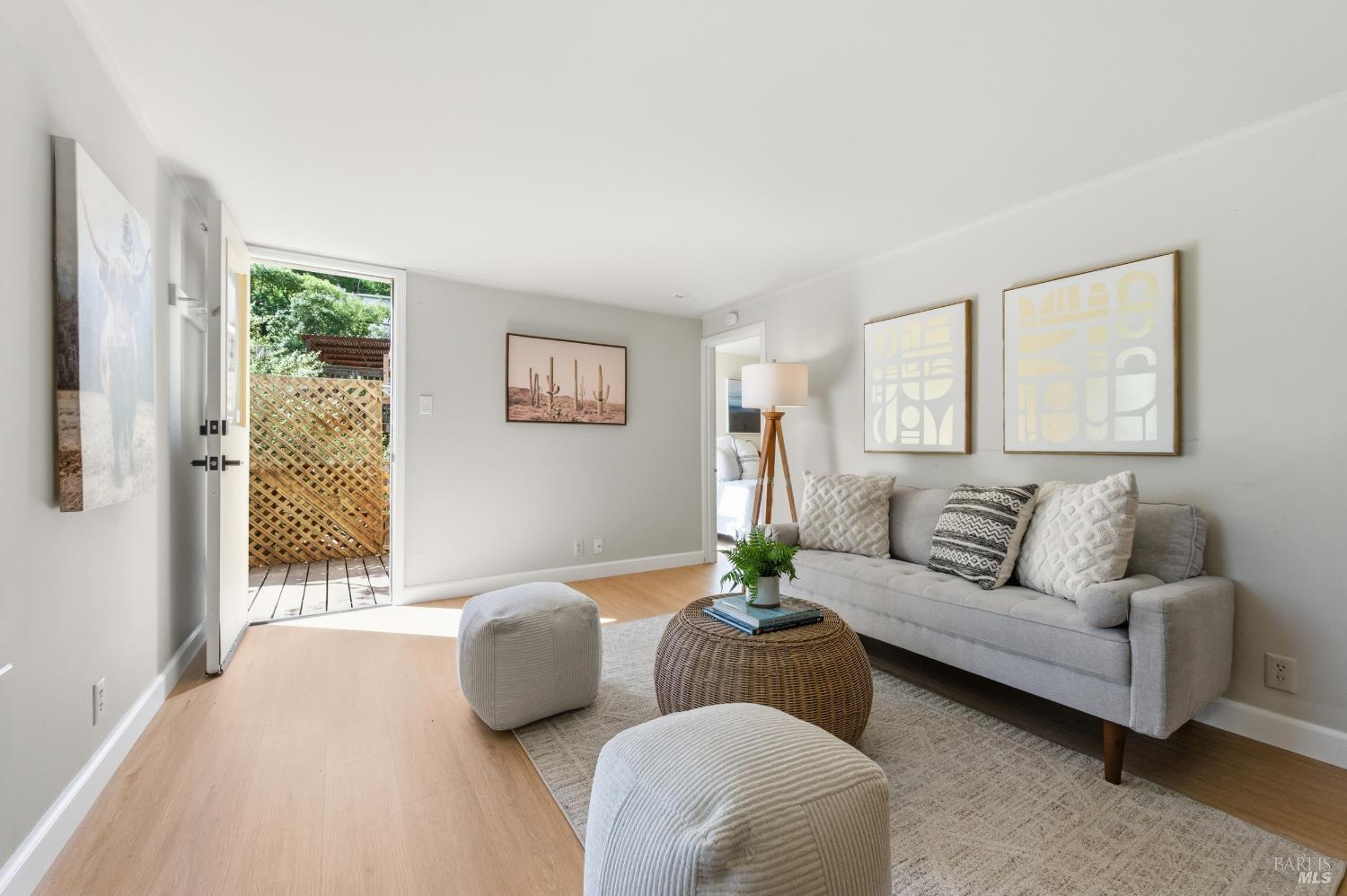 Detail Gallery Image 34 of 59 For 178 Reservoir Rd, San Rafael,  CA 94901 - 4 Beds | 3 Baths