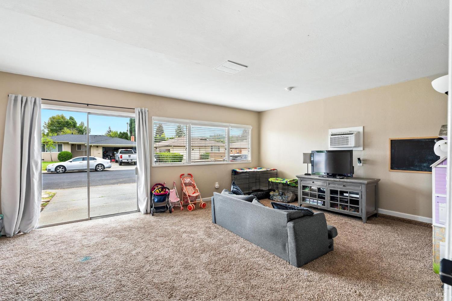 Detail Gallery Image 23 of 30 For 100 Anita Ct, Vacaville,  CA 95688 - 3 Beds | 2 Baths