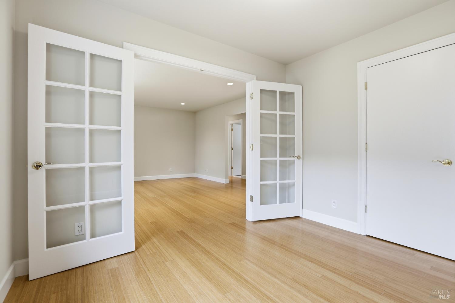 Detail Gallery Image 12 of 29 For 2166 5th Ave, San Rafael,  CA 94901 - 3 Beds | 1 Baths