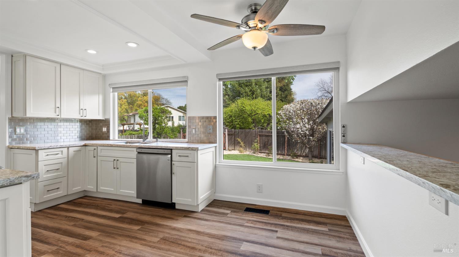 Detail Gallery Image 20 of 54 For 287 N Alamo Dr, Vacaville,  CA 95688 - 4 Beds | 2/1 Baths