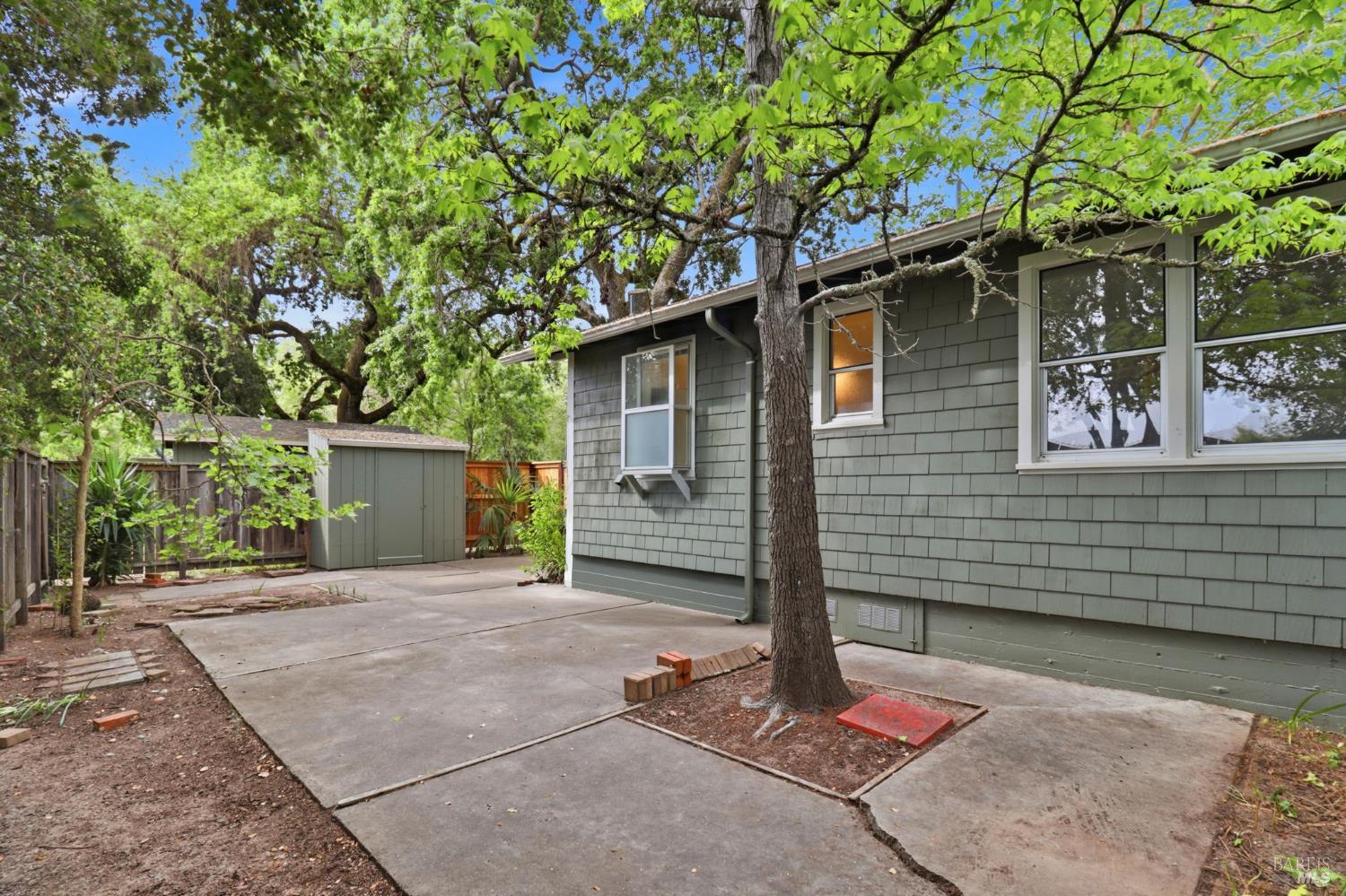 Detail Gallery Image 24 of 27 For 88 Martin Dr, Novato,  CA 94949 - 2 Beds | 1 Baths