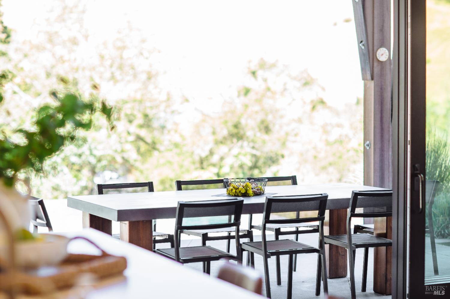 Detail Gallery Image 28 of 74 For 4125 Wallace Rd, Santa Rosa,  CA 95404 - 3 Beds | 4/1 Baths