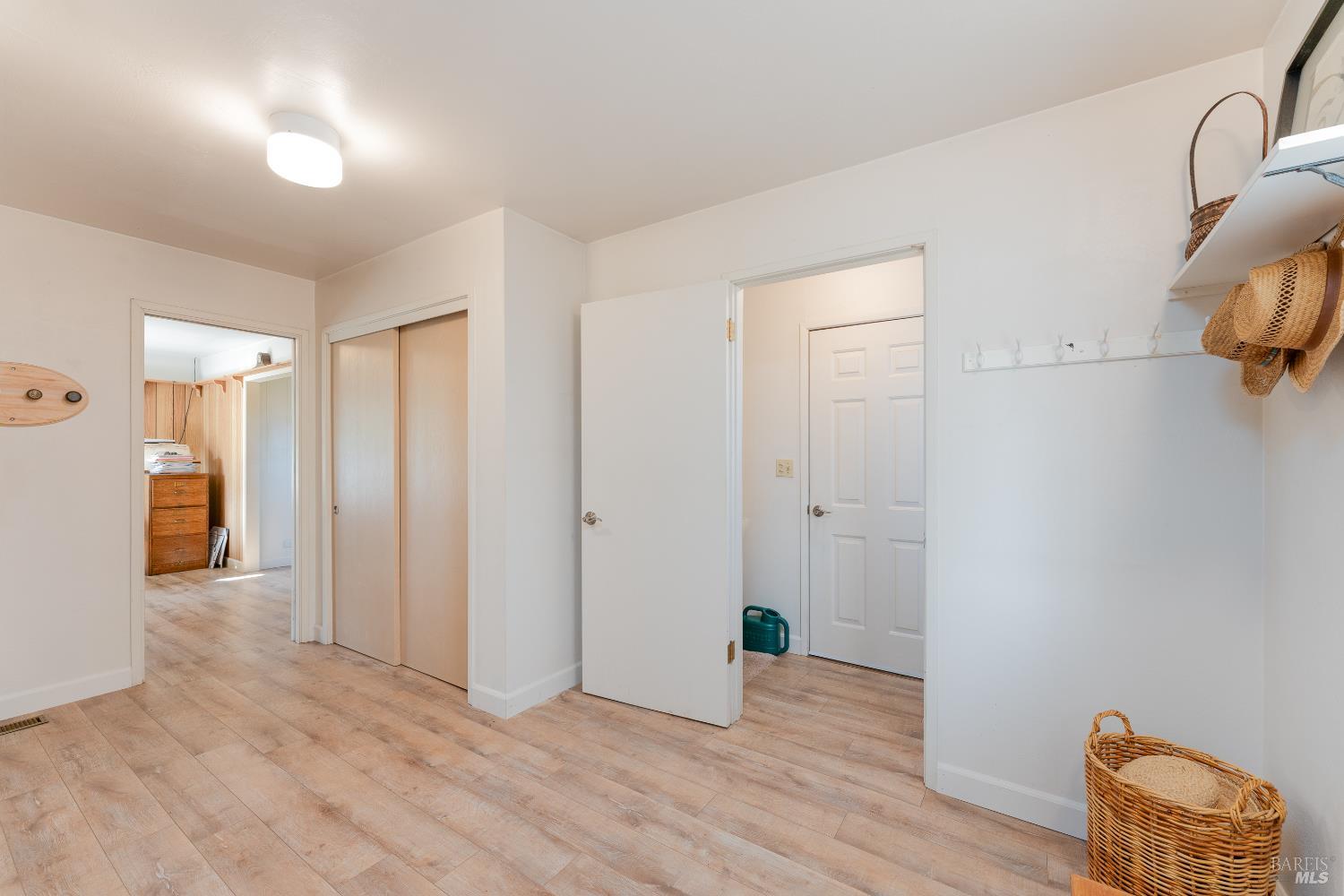 Detail Gallery Image 17 of 41 For 1961 Foothill Dr, Redwood Valley,  CA 95470 - 4 Beds | 2/1 Baths