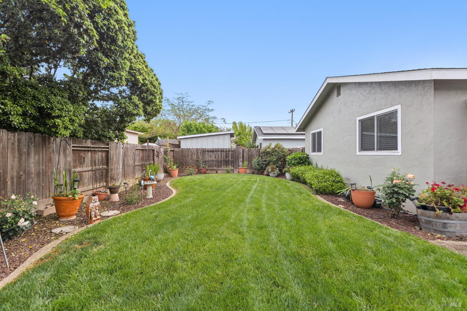 Detail Gallery Image 21 of 29 For 1260 Sierra Ave, Napa,  CA 94558 - 3 Beds | 2 Baths