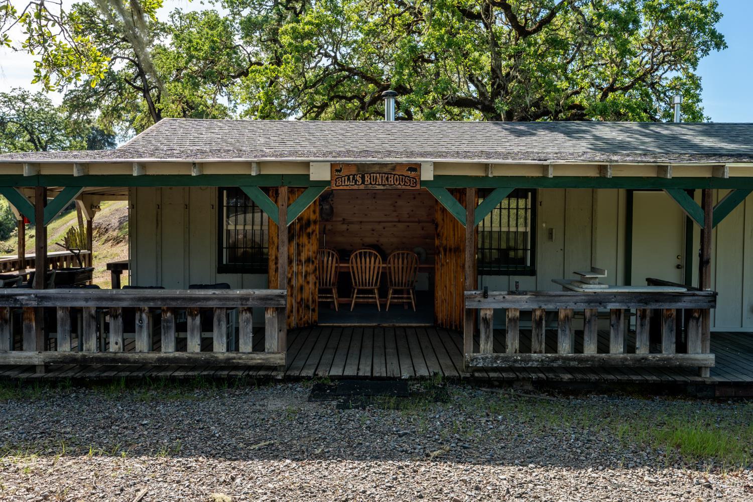 Detail Gallery Image 23 of 48 For 2800 Feliz Creek Rd, Hopland,  CA 95449 - – Beds | – Baths