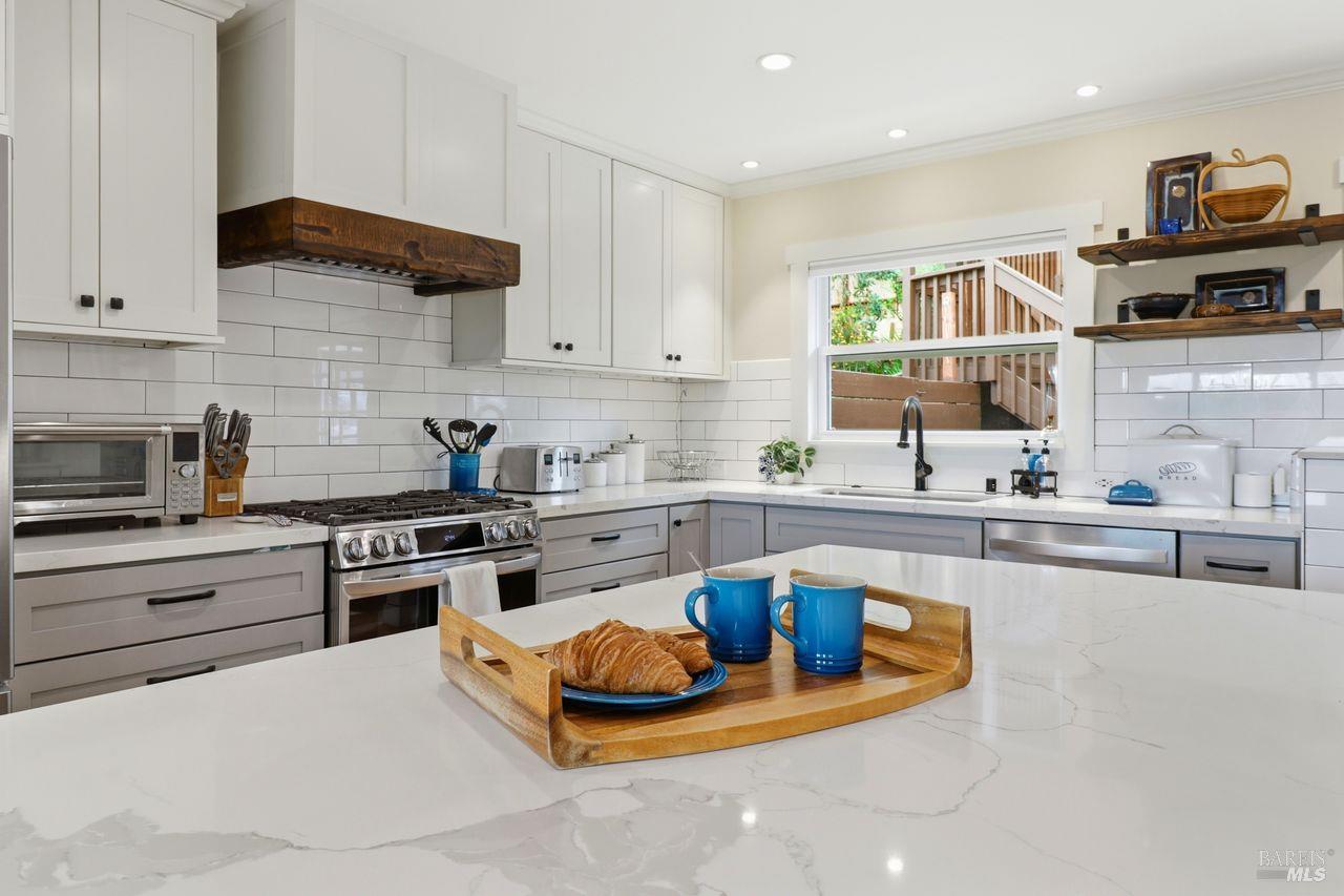 Front Image Thumbnail for BA326016876